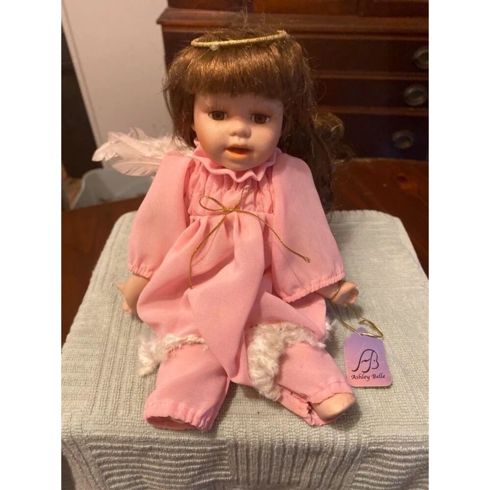 Ashley Belle - Porcelain Doll